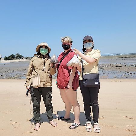 Qg Life 城中館 寵物親子釣魚人民宿 Jincheng Exteriör bild
