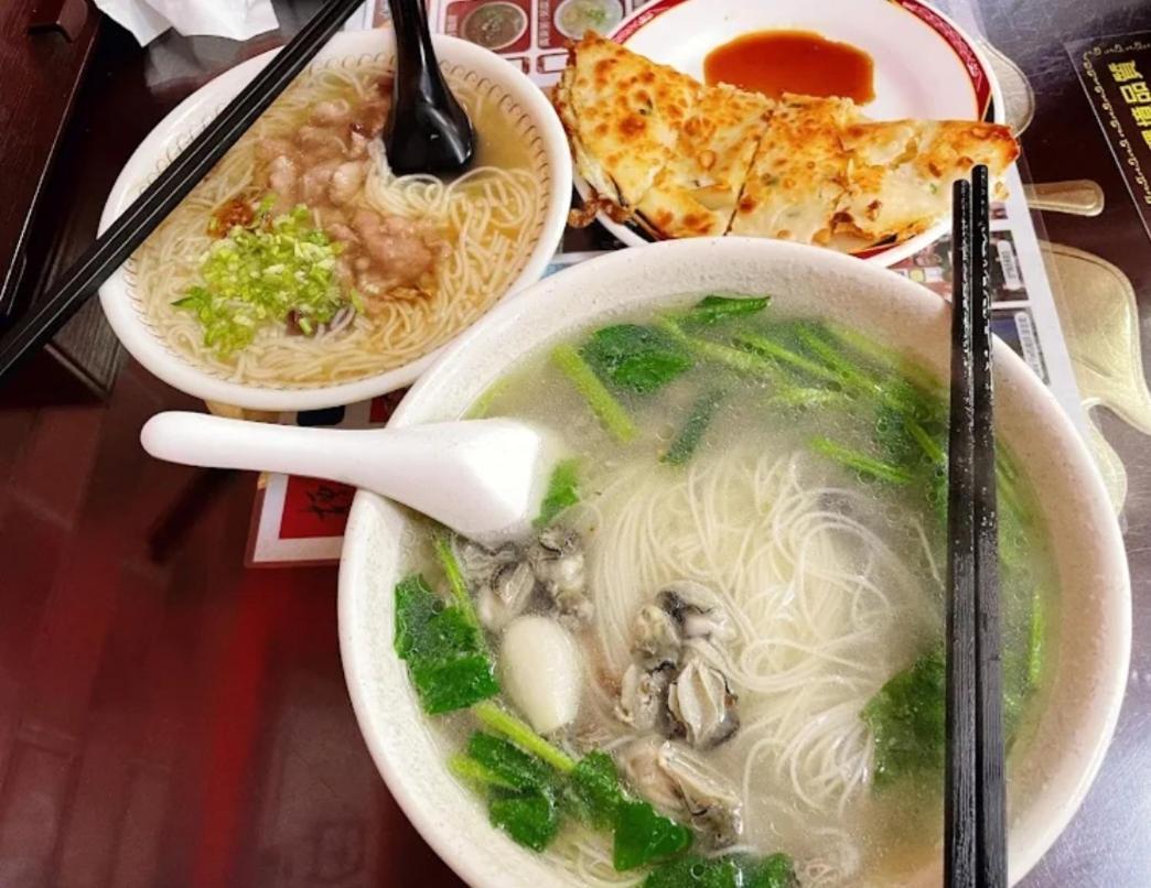 Qg Life 城中館 寵物親子釣魚人民宿 Jincheng Exteriör bild