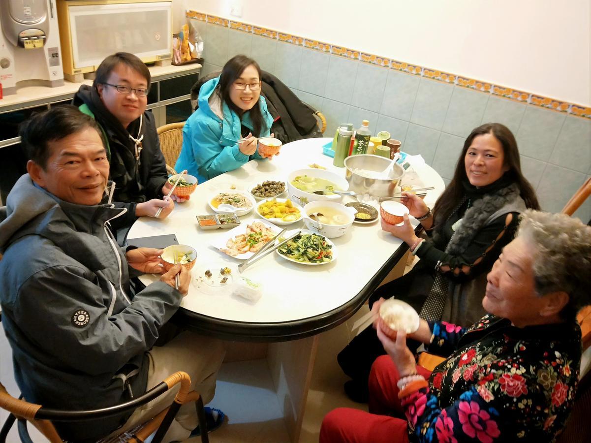 Qg Life 城中館 寵物親子釣魚人民宿 Jincheng Exteriör bild