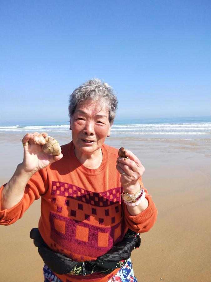 Qg Life 城中館 寵物親子釣魚人民宿 Jincheng Exteriör bild